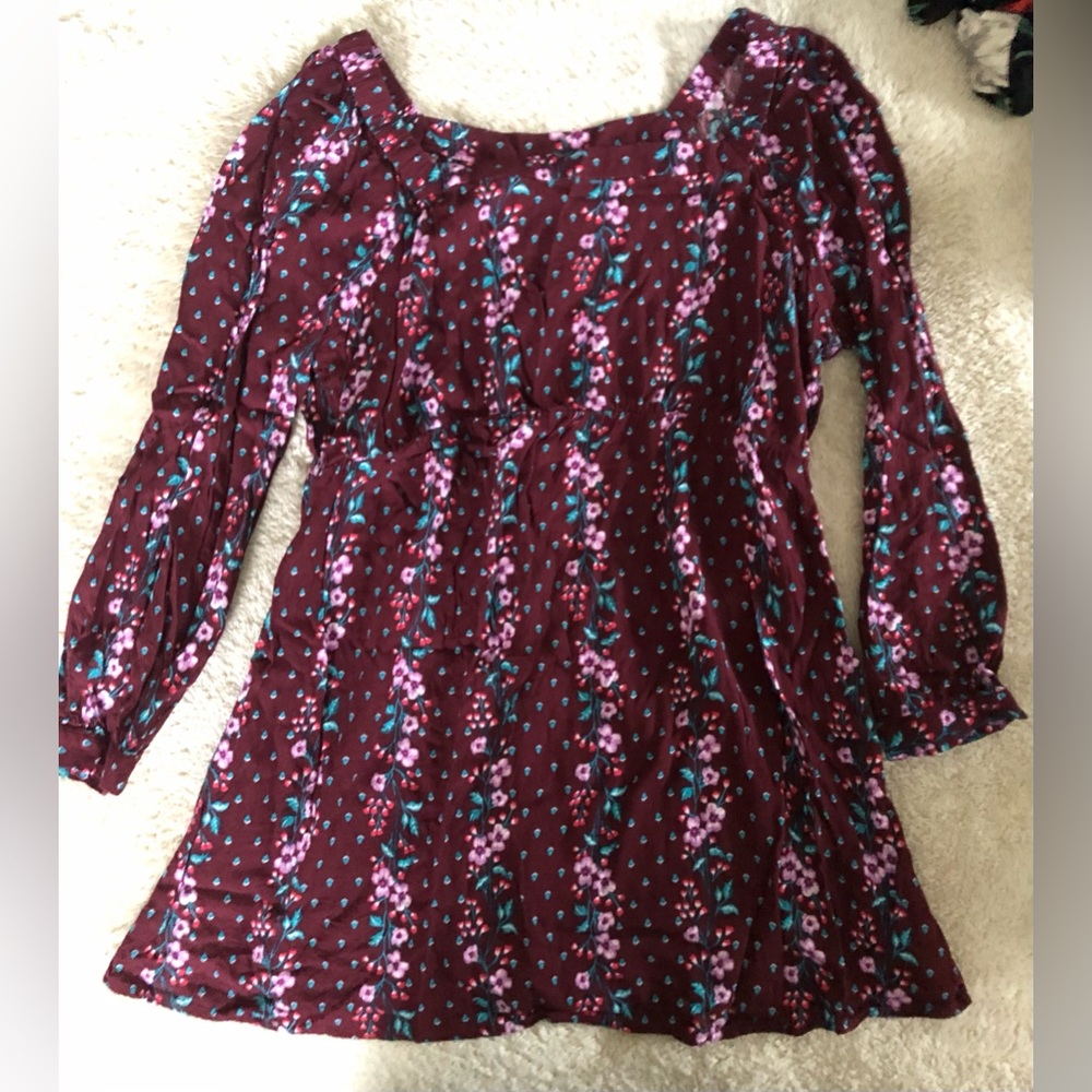 Old Navy maternity top floral